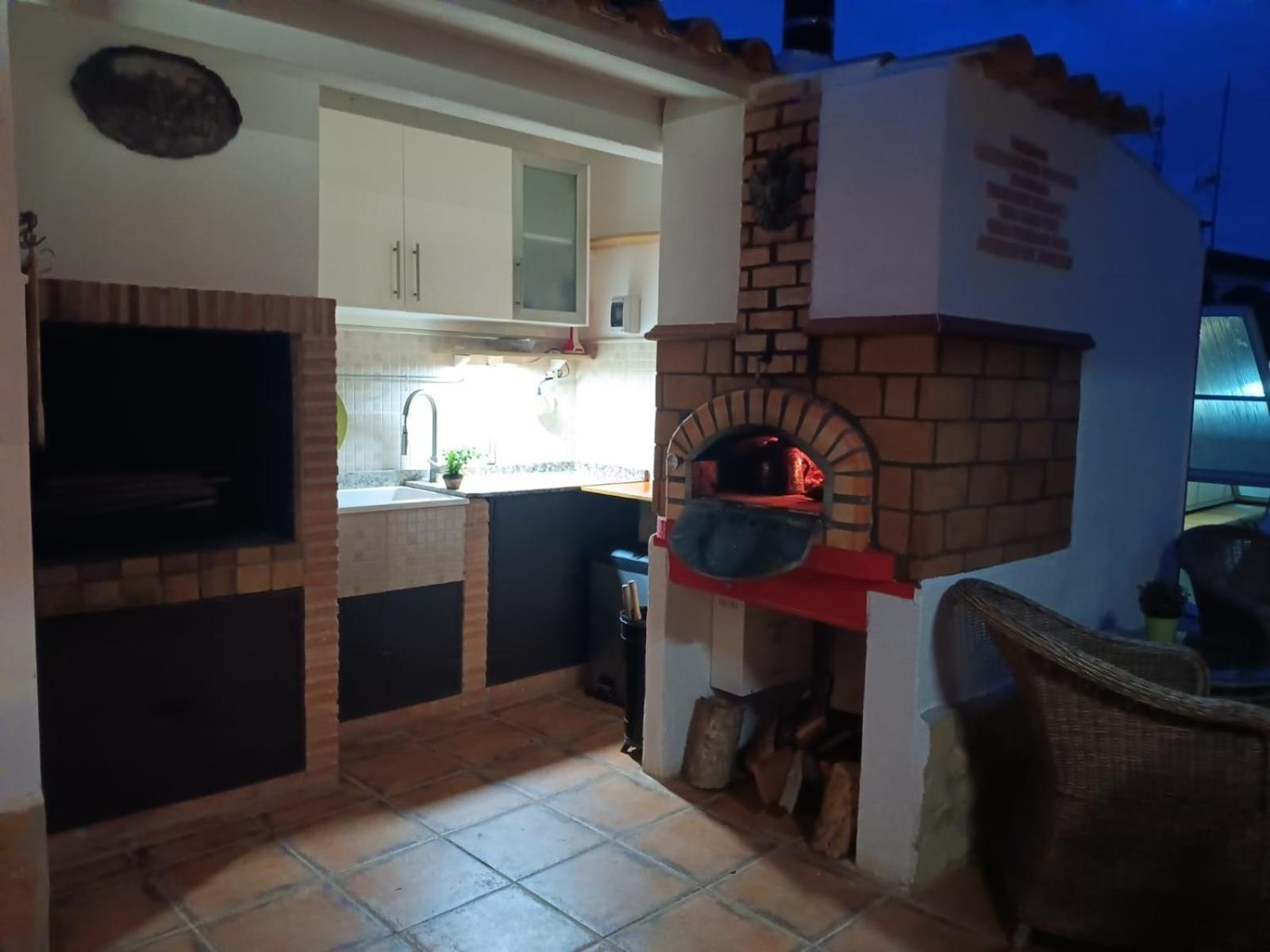 Hotel Tiny House La Pobla de Vallbona Esterno foto